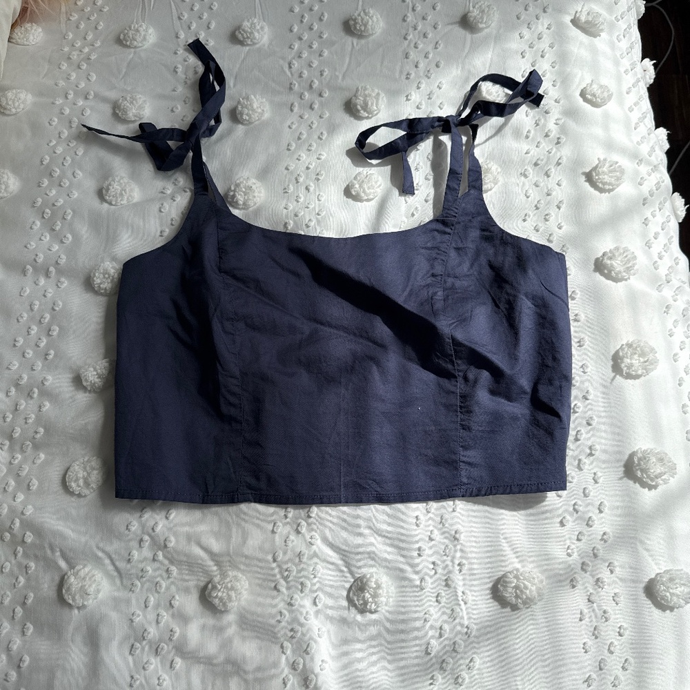 Old Navy Top (BRAND NEW)